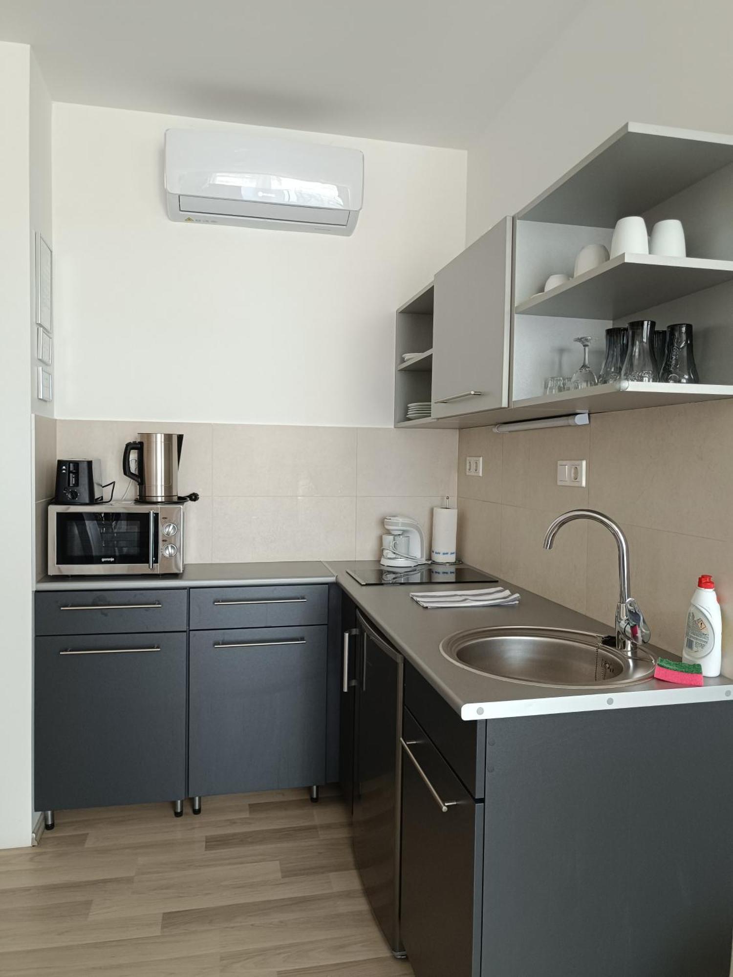 Ujhely Apartmanhaz Siófok Exteriér fotografie