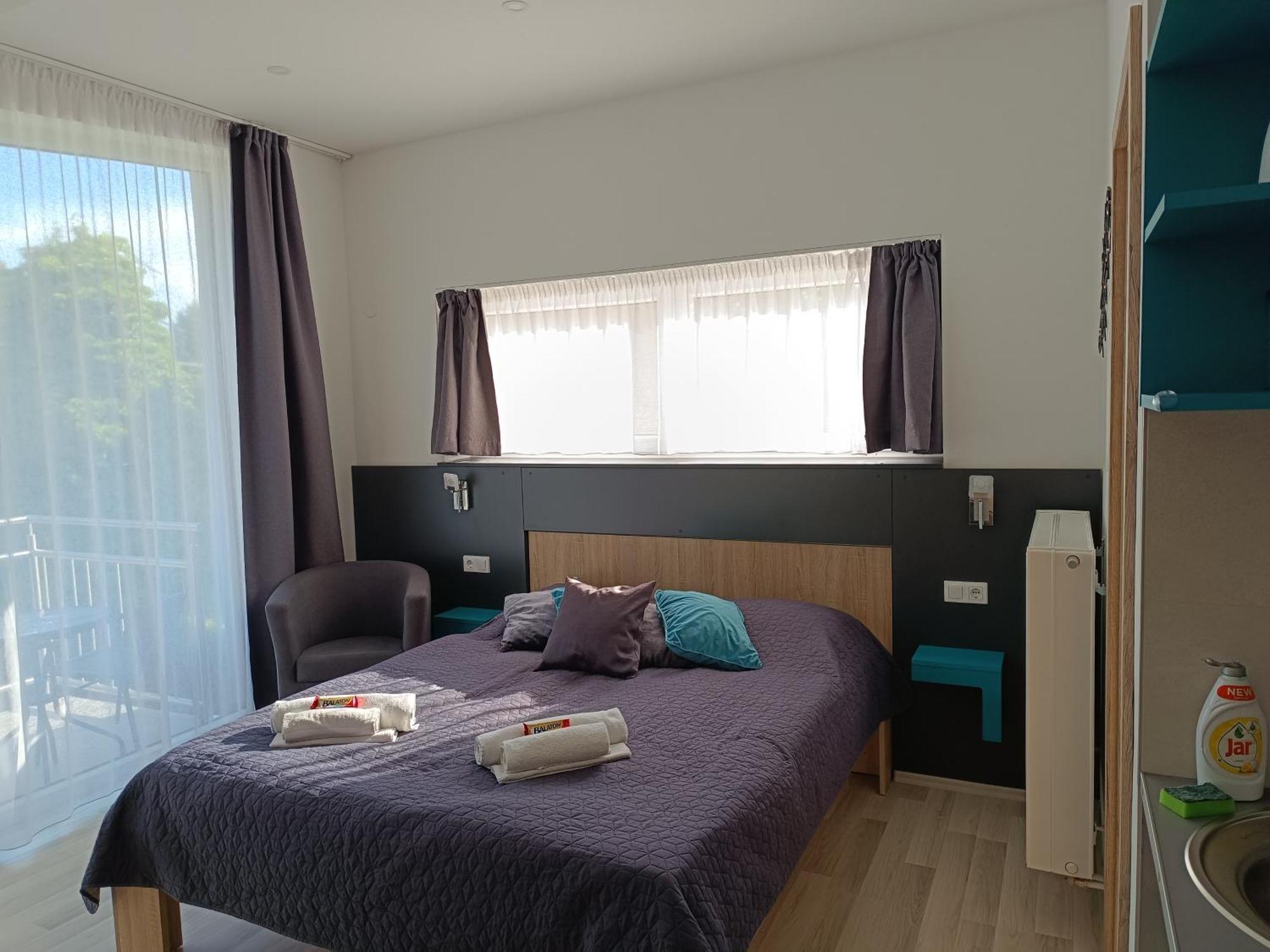 Ujhely Apartmanhaz Siófok Exteriér fotografie