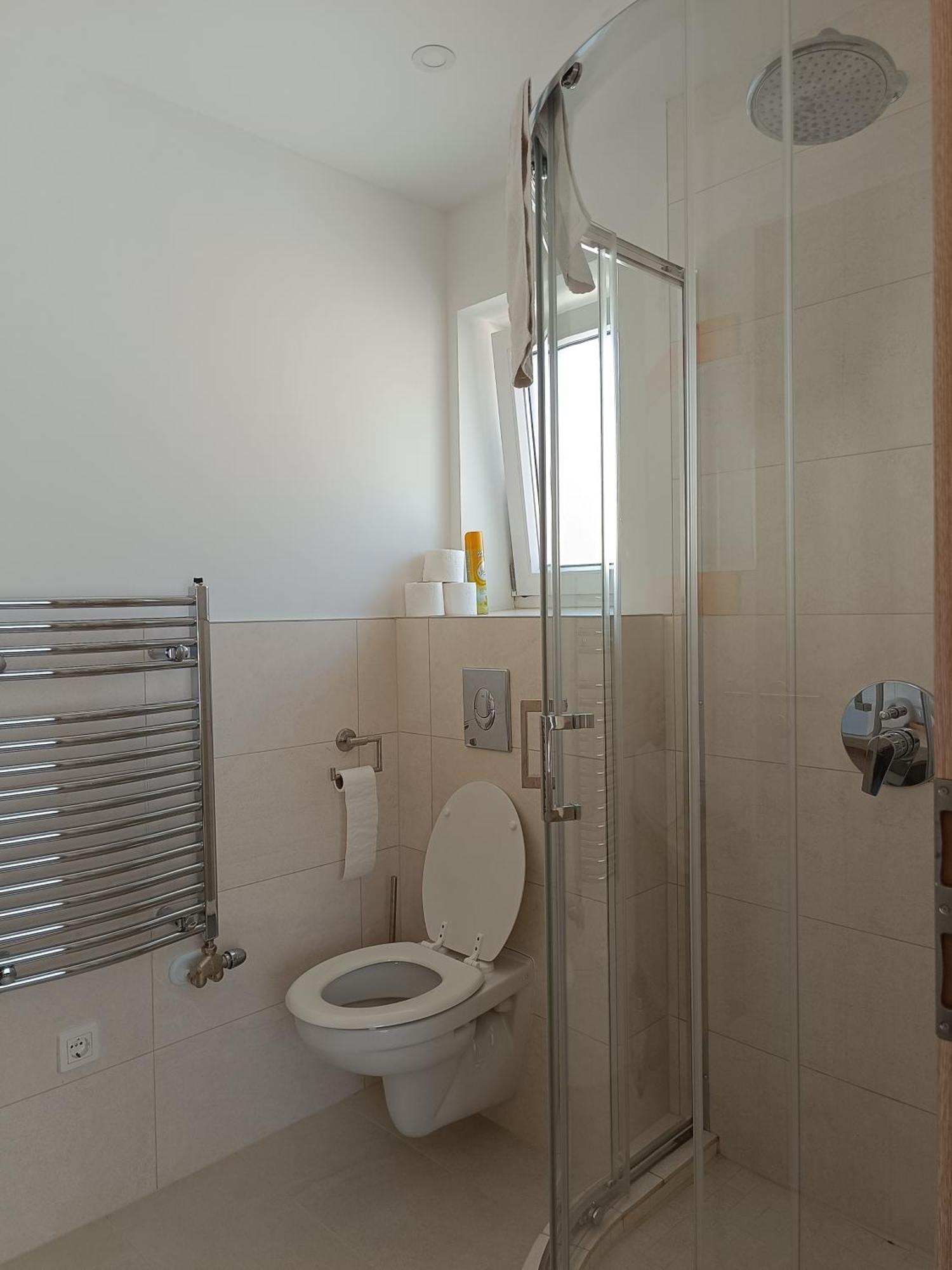 Ujhely Apartmanhaz Siófok Exteriér fotografie