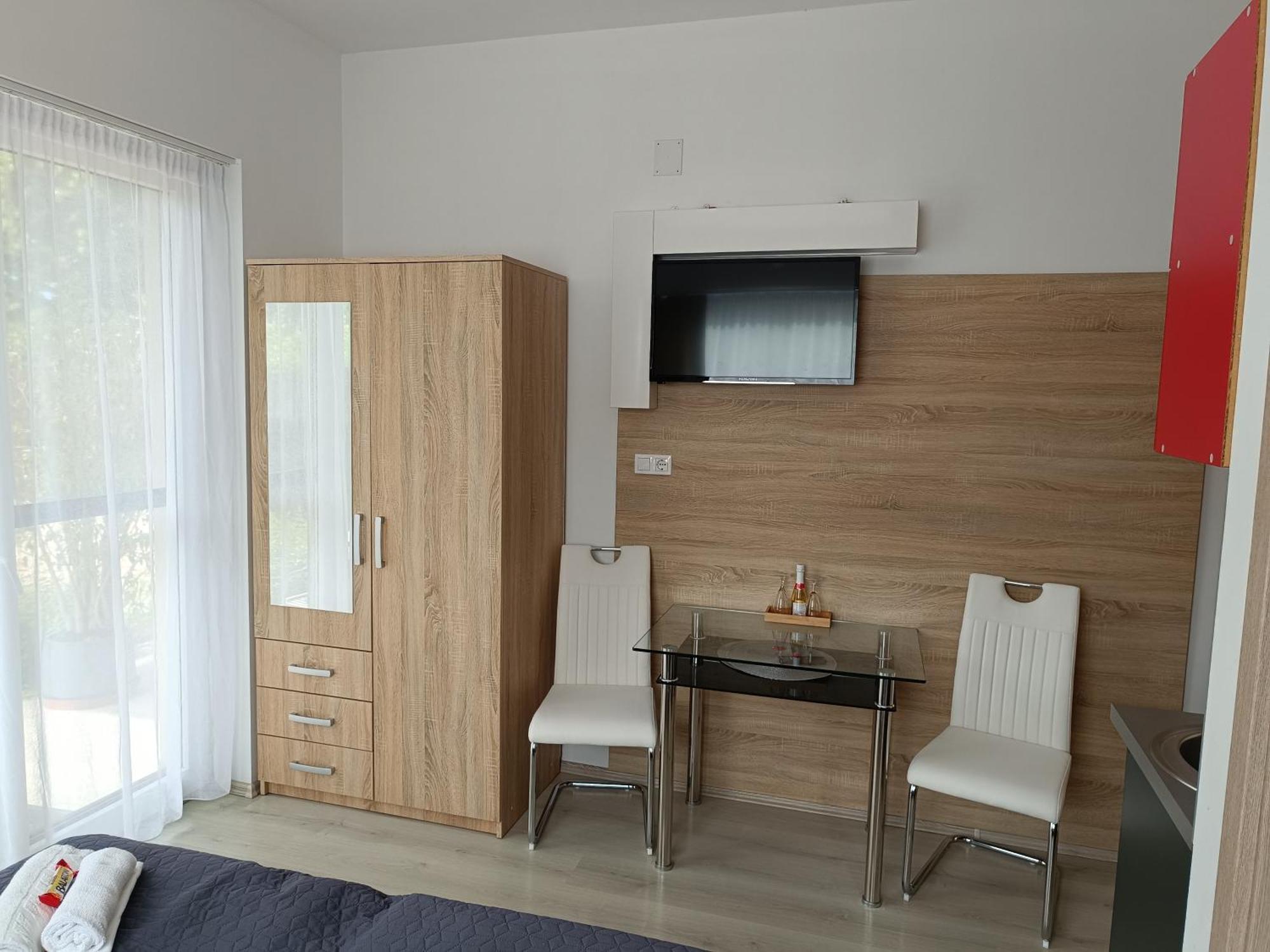 Ujhely Apartmanhaz Siófok Exteriér fotografie