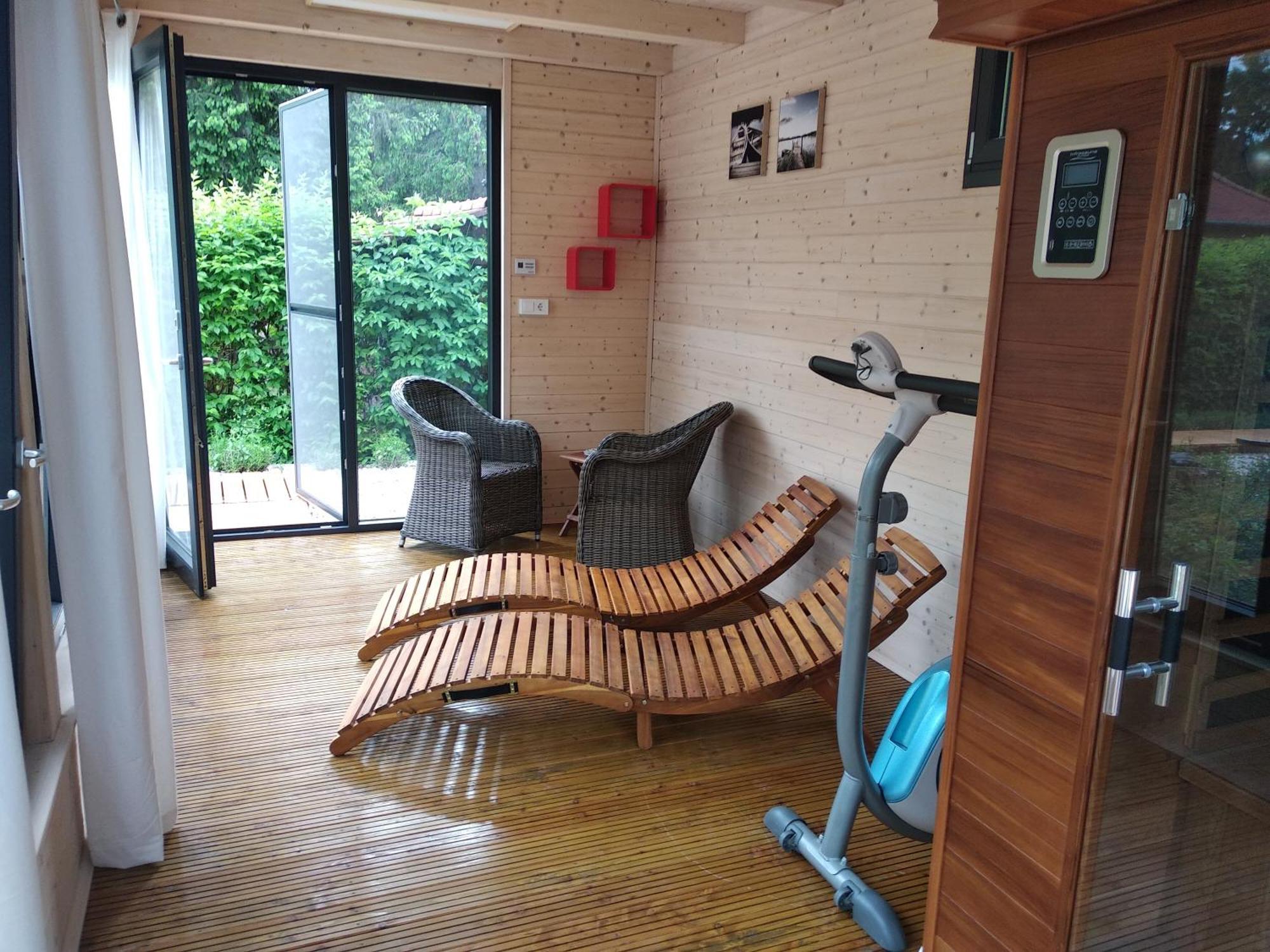 Ujhely Apartmanhaz Siófok Exteriér fotografie
